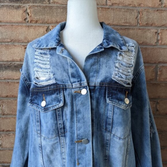 Distressed oversized denim jacket - Picture 2 of 6